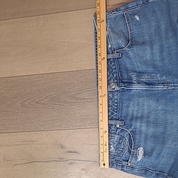 PAIGE Jeans Women's sz 33 Noella High Rise Denim Jeans - Picture 11 of 14